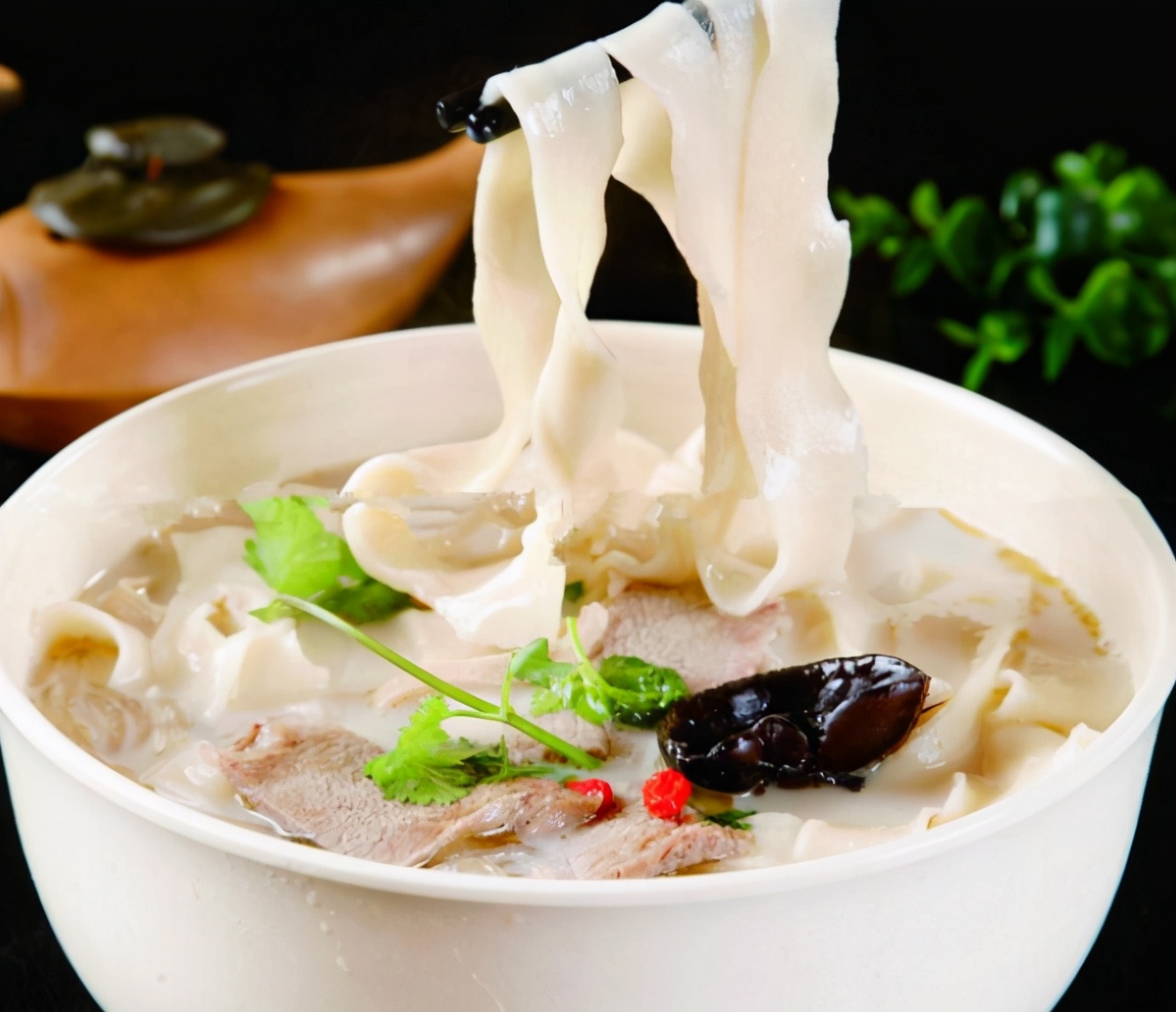 東莞糧油配送：網評“中國最具特色的四碗面”，看看你都吃過嗎？