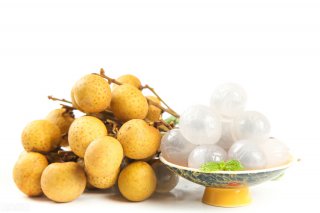 特色食材配送：龍眼、蘋果跌破1元，榴蓮低迷，水果集體爛市？2種水果悄然大漲