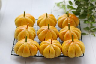 石排承接蔬菜配送：南瓜面包在家這樣做，是小孩抗拒不來的美味